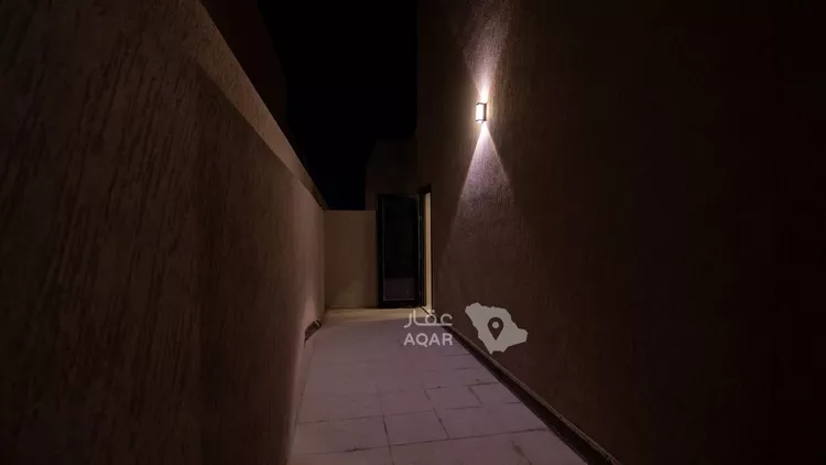 فيلا للبيع في شارع النجاح, حي الشعلة, مدينة الدمام, المنطقة الشرقية 9
