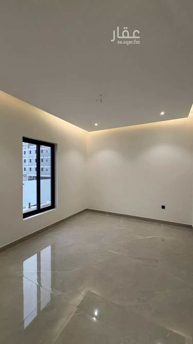 فيلا للبيع في شارع عبداللطيف العيسى, حي السيف, مدينة الدمام, المنطقة الشرقية صورة 2