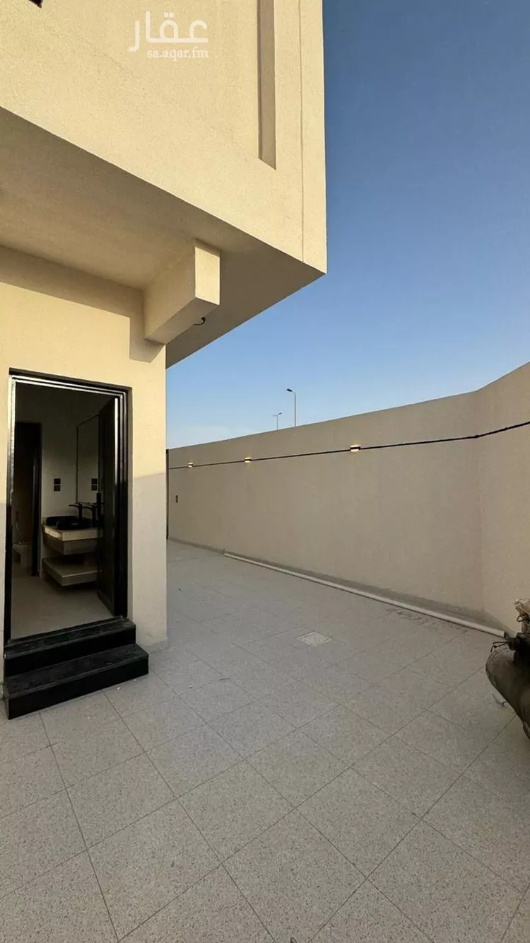 شقة للبيع في شارع مالك ابن عمر السلمي, حي ضاحية الملك فهد, مدينة الدمام, المنطقة الشرقية صورة 3