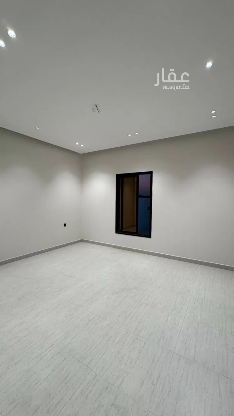 فيلا للبيع في شارع المرفأ, حي الشعلة, مدينة الدمام, المنطقة الشرقية صورة 3