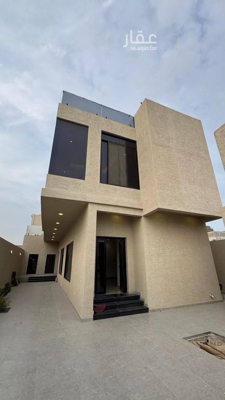 فيلا للبيع في شارع عبداللطيف العيسى, حي السيف, مدينة الدمام, المنطقة الشرقية