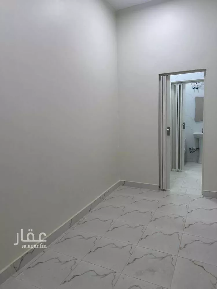 Room for Rent in Riyadh Al Qirawan