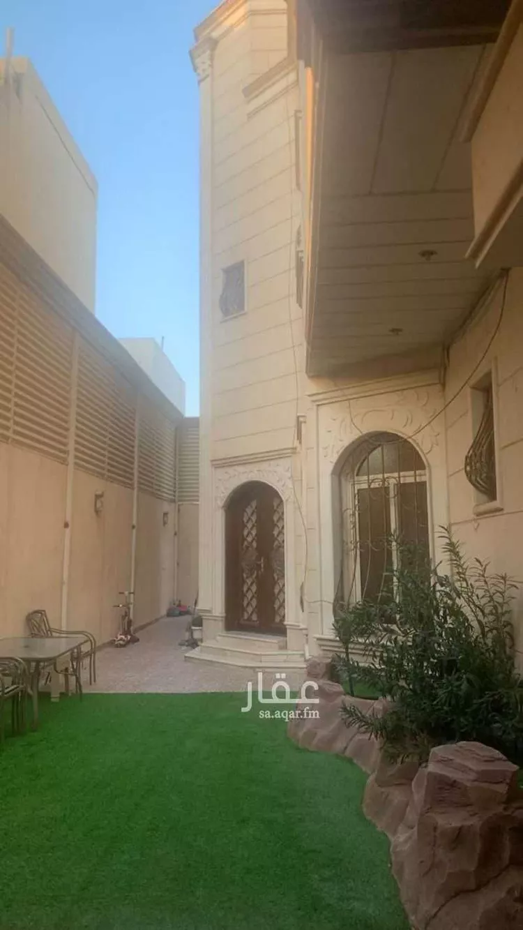 فيلا للبيع في شارع وادي الغرارة, حي بدر, مدينة الرياض, منطقة الرياض صورة 2