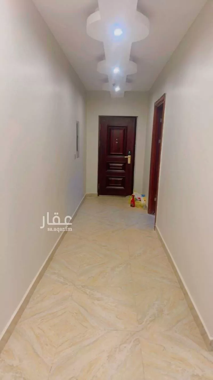 شقة للإيجار في شارع ام الهوشان ، حي الحمراء ، الخبر ، الخبر