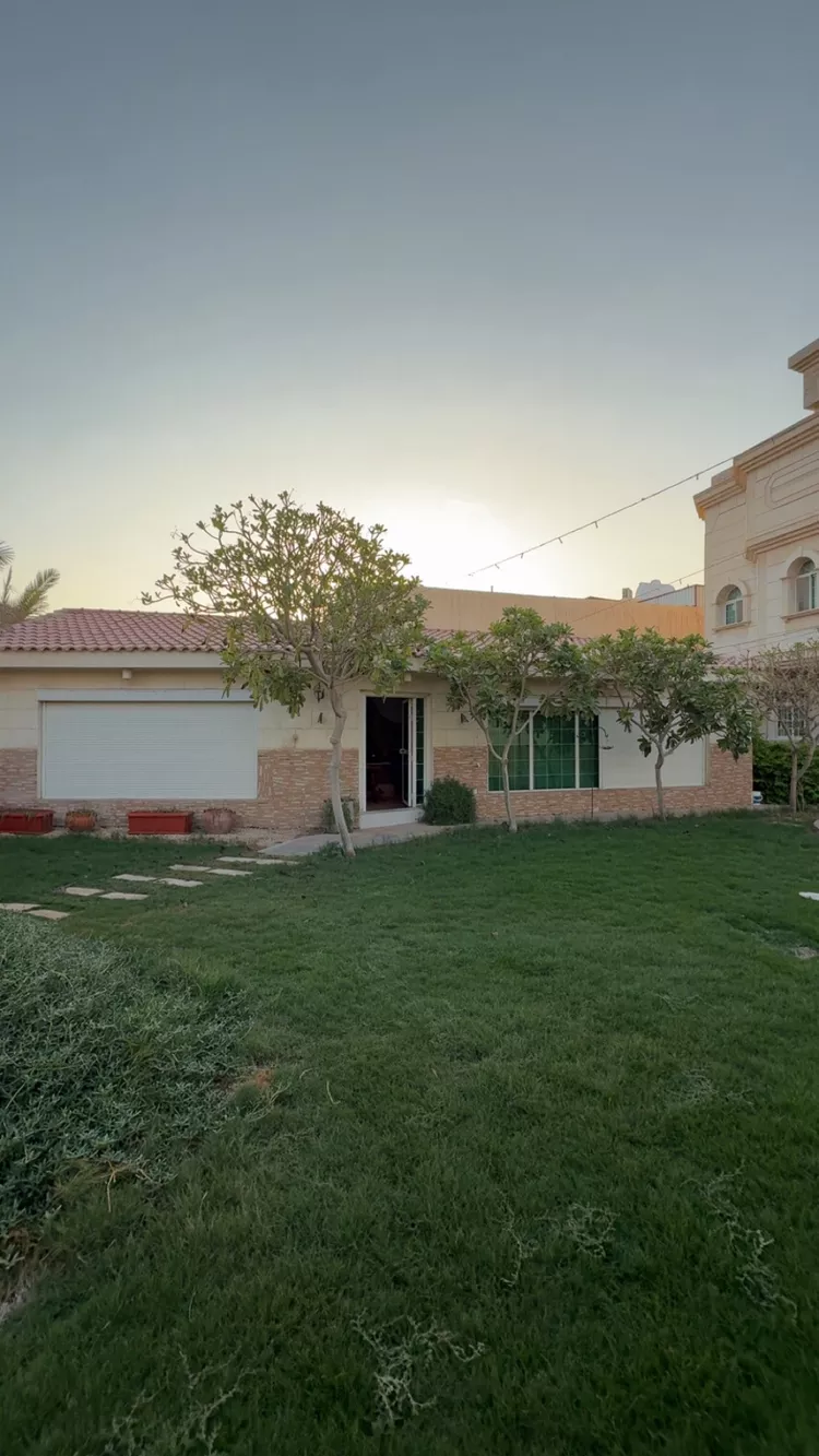 فيلا للبيع في شارع ابي سفيان بن حرب, حي النزهة, مدينة الرياض, منطقة الرياض 3