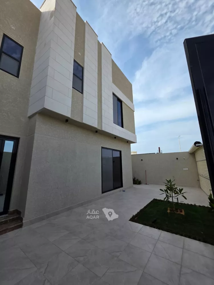 Villa for Sale in Al Khobar At Tahliyah 2