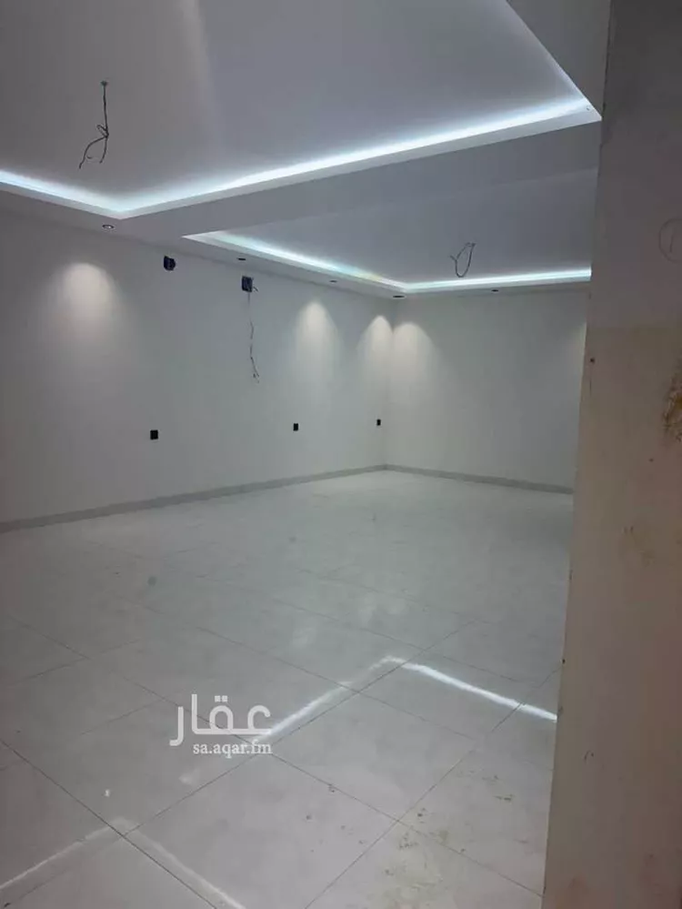 فيلا للبيع في شارع جنادة بن مالك, حي العوالي, مدينة الرياض, منطقة الرياض 6