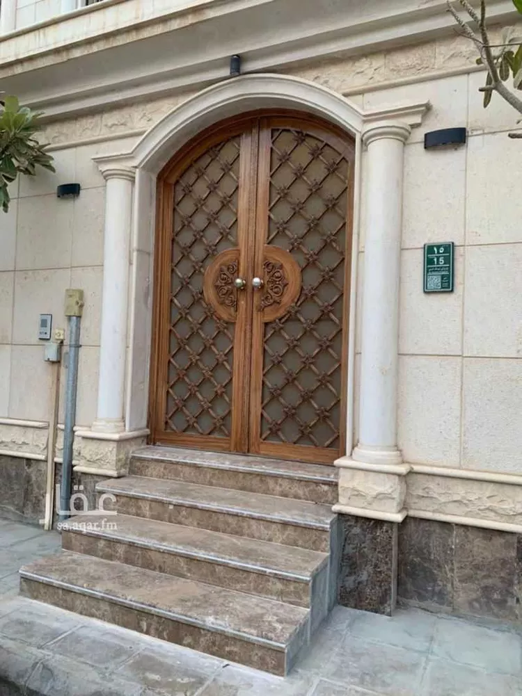 فيلا للبيع في شارع أبي عبدالله السبتي, حي العزيزية, مدينة الرياض, منطقة الرياض صورة 3