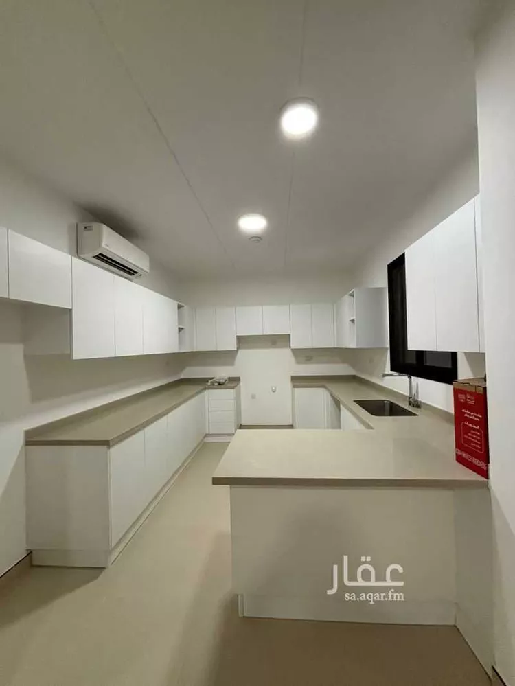 فيلا للبيع في شارع رقم 1224, حي سدرة, مدينة الرياض, منطقة الرياض صورة 2