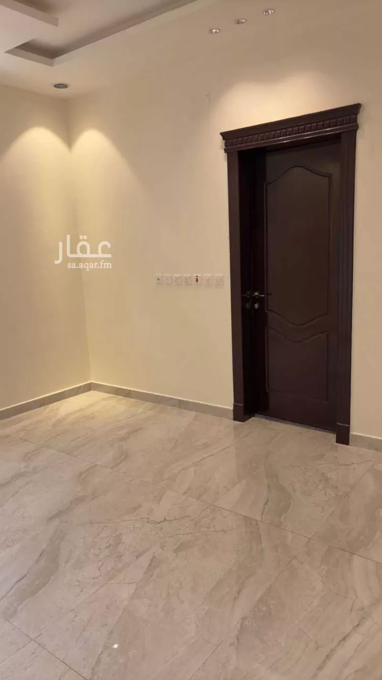 فيلا للبيع في شارع علاء الدين مير خوجة, حي العوالي, مدينة الرياض, منطقة الرياض 6