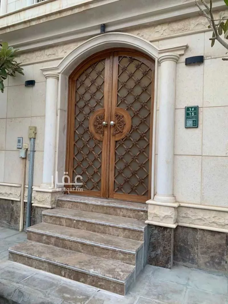 فيلا للبيع في شارع أبي عبدالله السبتي, حي العزيزية, مدينة الرياض, منطقة الرياض صورة 5