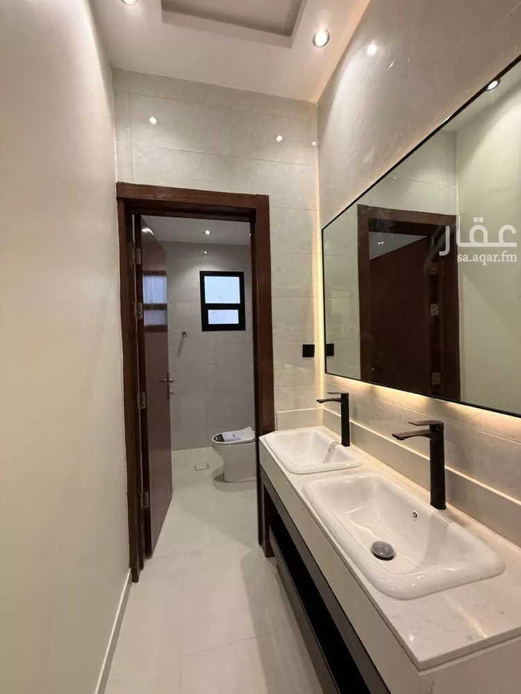 دور للبيع في شارع عبدالله بن حلوان, حي العريجاء الغربي, مدينة الرياض, منطقة الرياض صورة 3