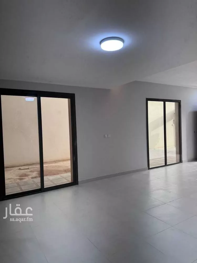فيلا للبيع في شارع شارع عبدالله بن حسن العفيف, حي مطار الملك خالد الدولي, مدينة الرياض, منطقة الرياض صورة 4