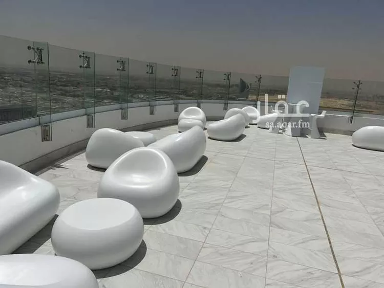 عمارة للإيجار في شارع الملك فهد, حي الرحمانية, مدينة الرياض, منطقة الرياض صورة 4