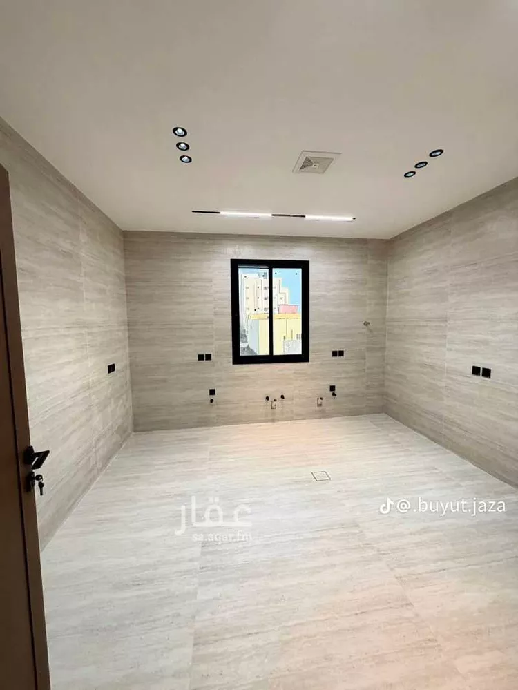 Floor for Sale in Jazan As Suways 8