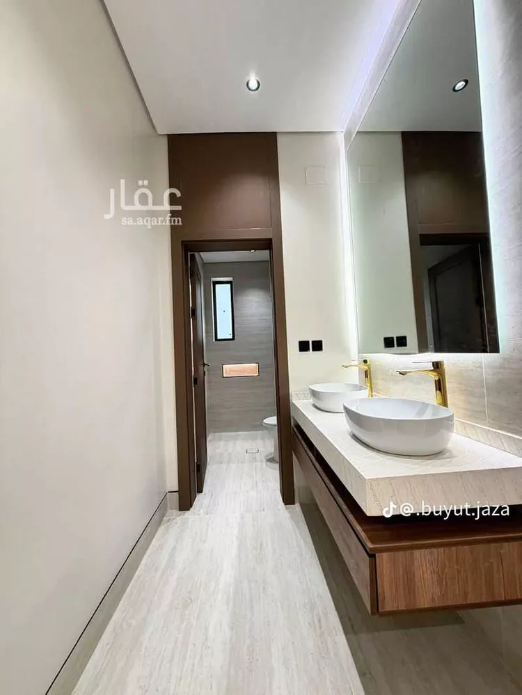 Floor for Sale in Jazan As Suways 9