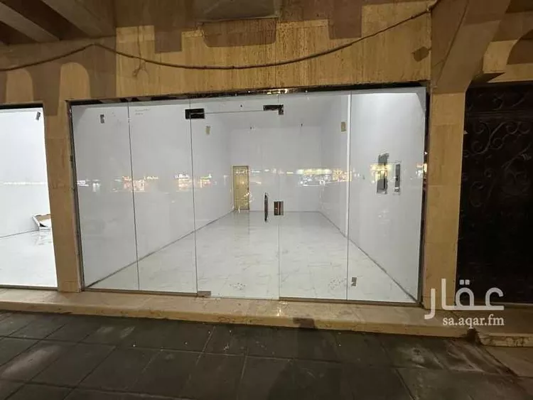 Shop for Rent in Medina Ad Difa