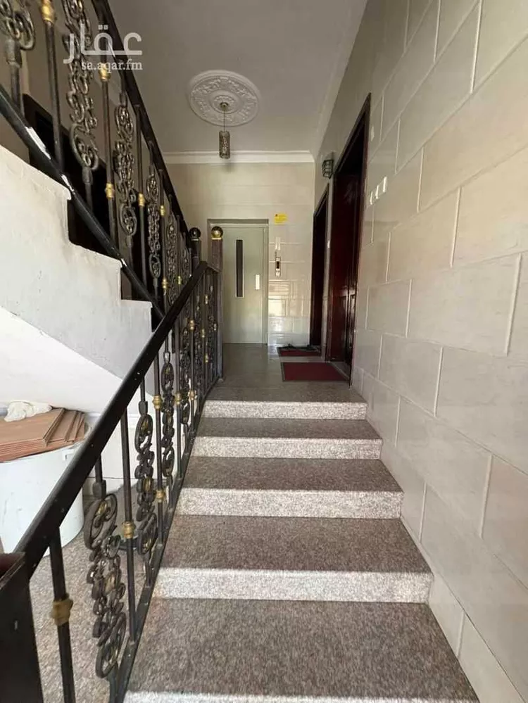 شقة للبيع في شارع جعفر ابن الحداد ، حي الدفاع ، المدينة المنورة ، منطقة المدينة المنورة صورة 2