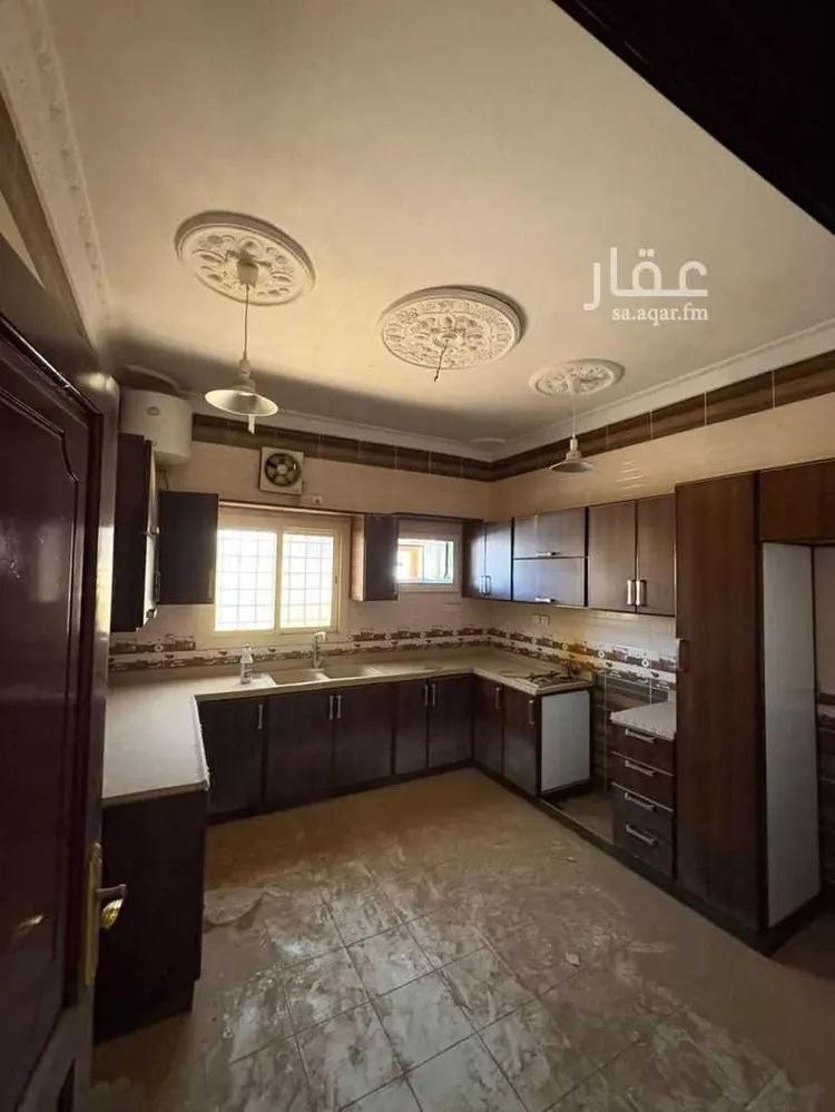 شقة للبيع في شارع جعفر ابن الحداد ، حي الدفاع ، المدينة المنورة ، منطقة المدينة المنورة صورة 4