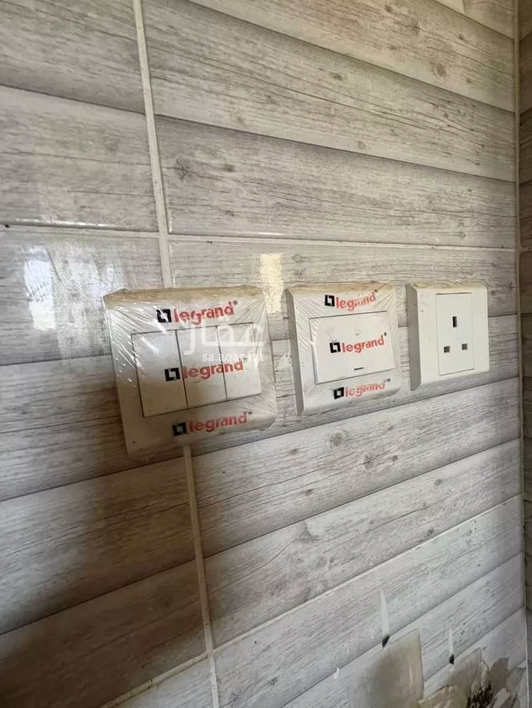 شقة للبيع في شارع جعفر ابن الحداد ، حي الدفاع ، المدينة المنورة ، منطقة المدينة المنورة صورة 5