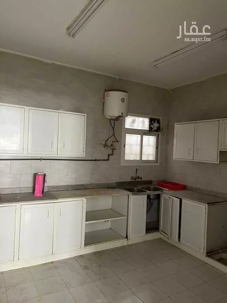 شقة للإيجار في شارع عبادة بن الصامت, حي الروضة, مدينة الرياض, منطقة الرياض صورة 2