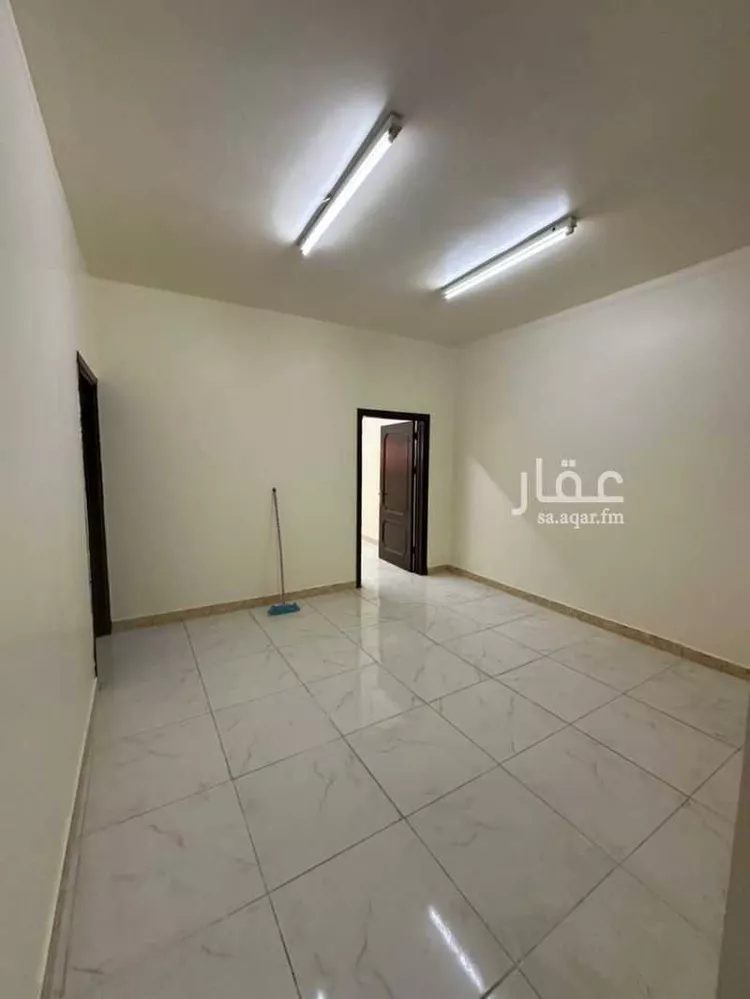 شقة للإيجار في شارع الامير متعب بن عبدالعزيز, حي الربوة, مدينة الرياض, منطقة الرياض صورة 2