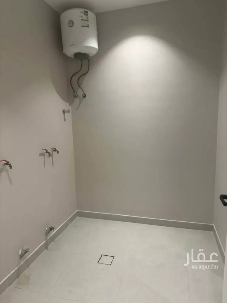 فيلا للبيع في شارع شهيد الدين, حي العارض, مدينة الرياض, منطقة الرياض 18