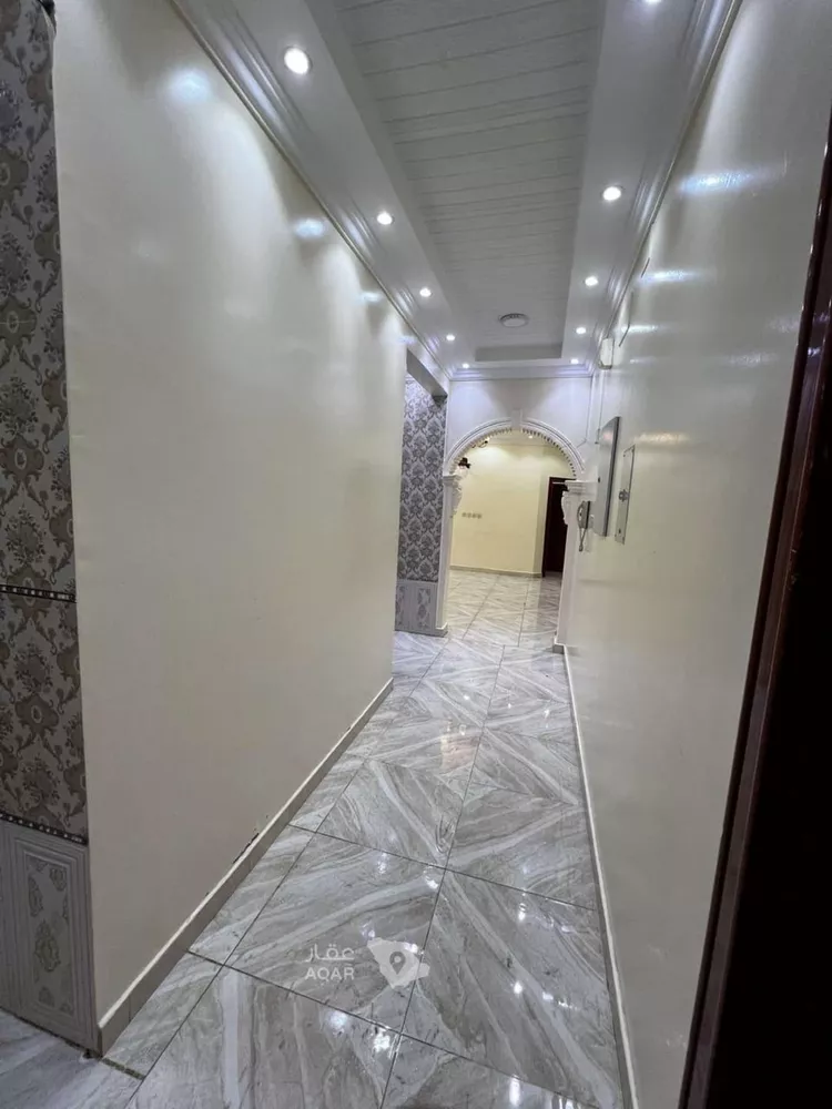 شقة للإيجار في شارع حكيم ابن عياش الكلبي, حي الشرف, مدينة خميس مشيط, منطقة عسير 4