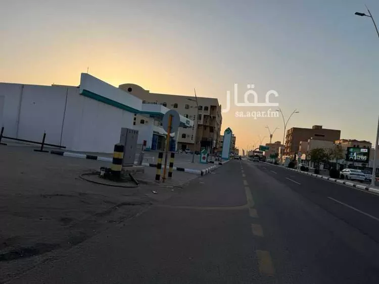 محطة للبيع في شارع طريق الملك فهد, حي الملك عبدالعزيز, مدينة الرس, منطقة القصيم صورة 3