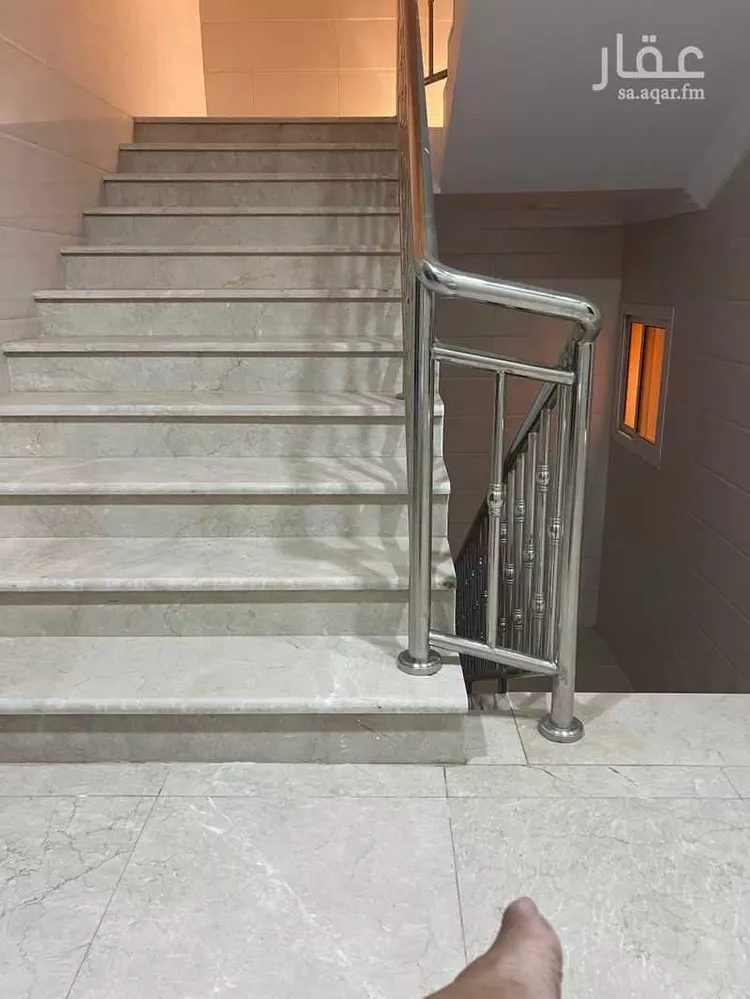 عمارة للإيجار في شارع حمودالرشيد, حي الرياض, مدينة جدة, منطقة مكة المكرمة