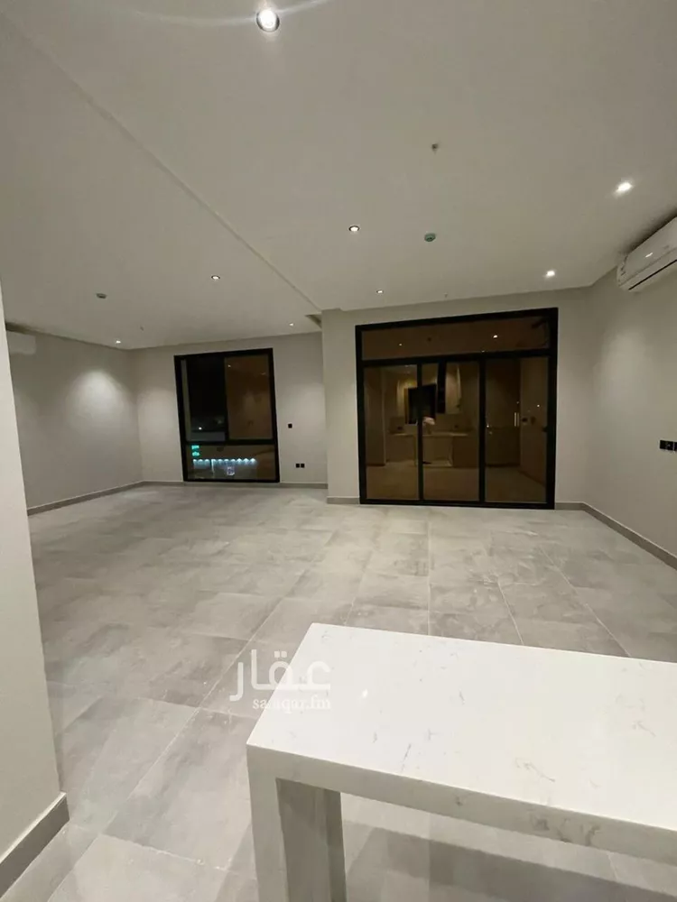 شقة للإيجار في شارع الشيخ عبدالله بن جبرين, حي القيروان, مدينة الرياض, منطقة الرياض صورة 4