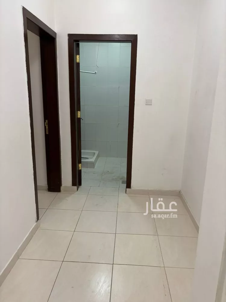 شقة للإيجار في شارع أبي سفيان بن حرب, حي النزهة, مدينة الرياض, منطقة الرياض صورة 2