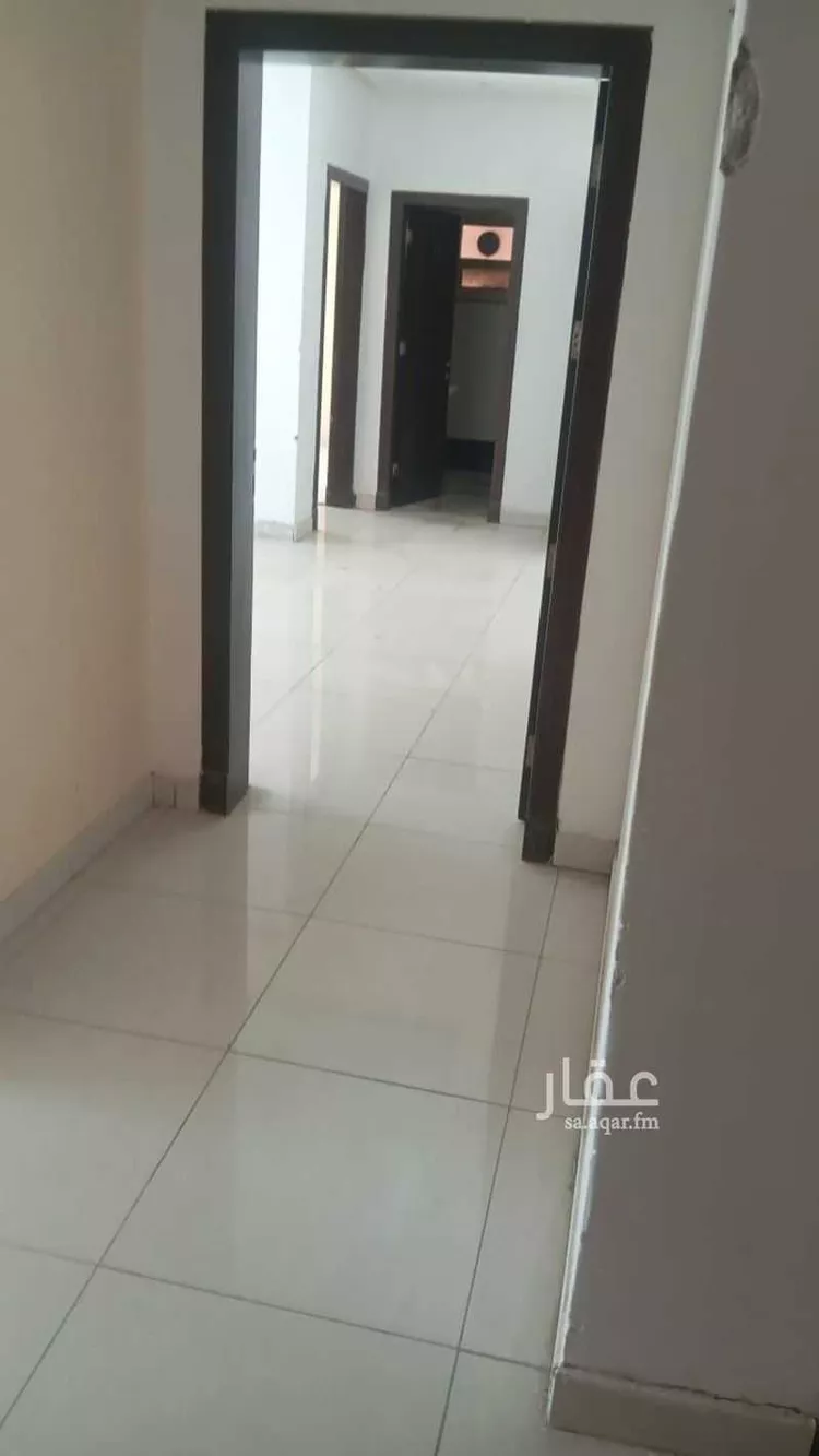 مكتب تجاري للإيجار في شارع ابي بكر الصديق الفرعي, حي الياسمين, مدينة الرياض, منطقة الرياض صورة 4