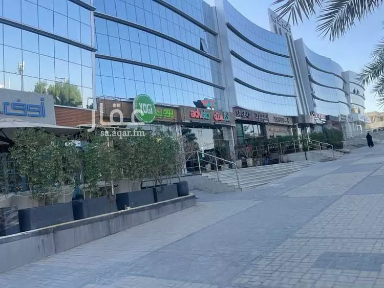 محل للإيجار في شارع طريق عثمان بن عفان, حي الملك سلمان, مدينة الرياض, منطقة الرياض صورة 2