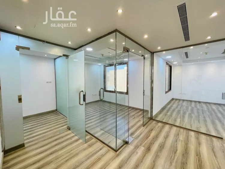 فيلا للإيجار في شارع ابراهيم الهيثم البلدي, حي الشاطئ, مدينة جدة, منطقة مكة المكرمة 11