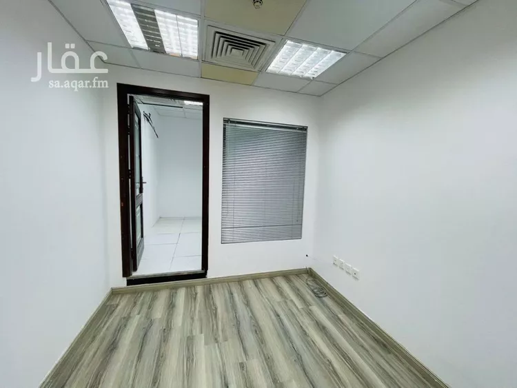 فيلا للإيجار في شارع ابراهيم الهيثم البلدي, حي الشاطئ, مدينة جدة, منطقة مكة المكرمة