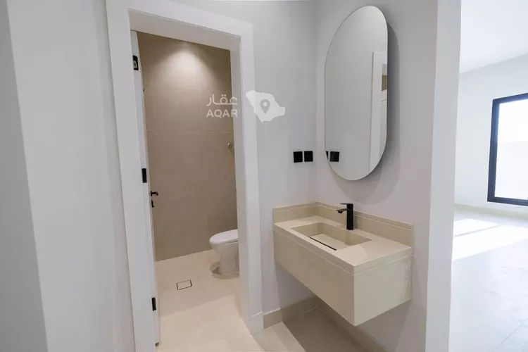 Floor for Sale in Riyadh Tuwaiq
