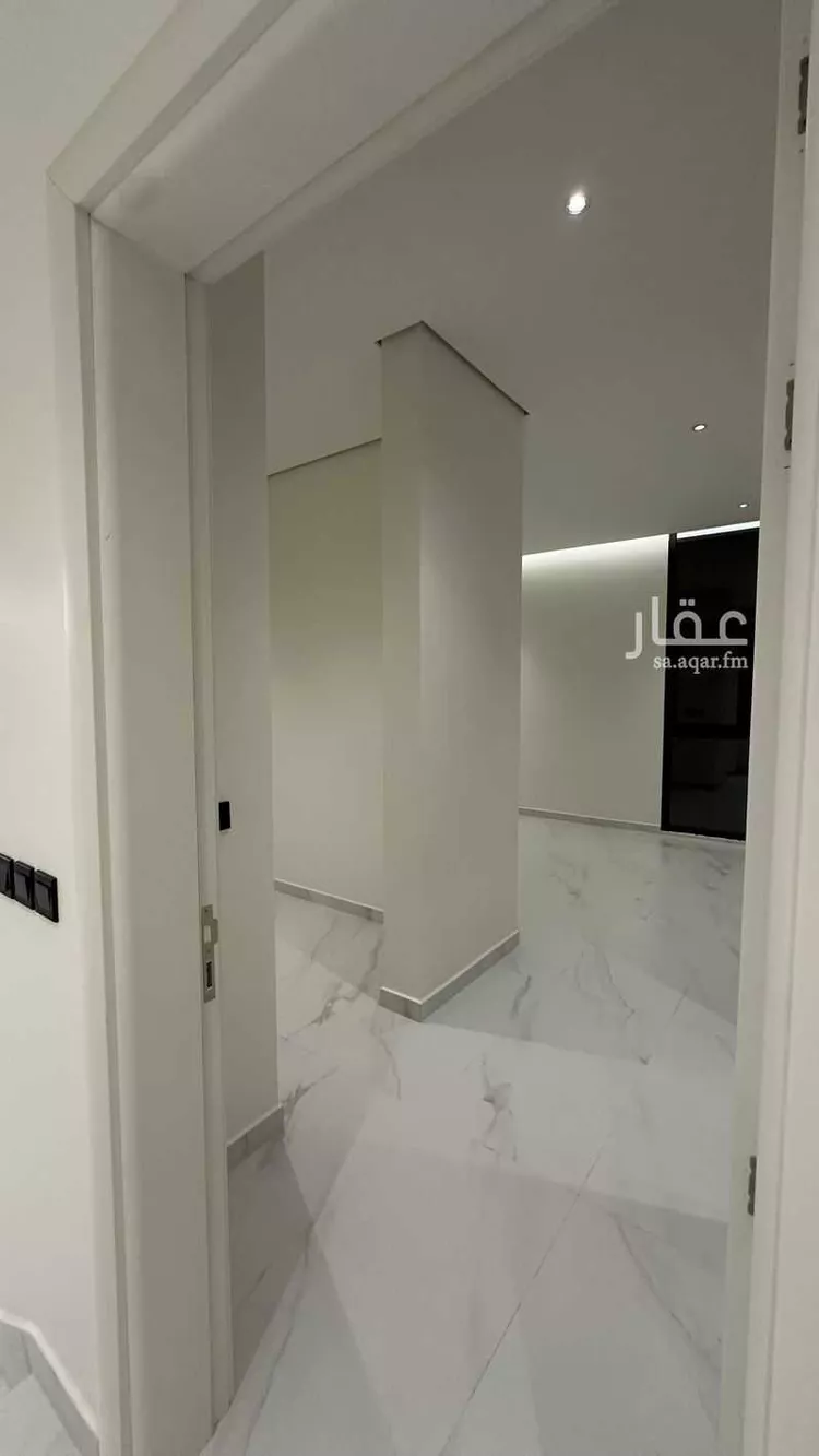 فيلا للبيع في شارع الحزم 70, حي الحزم, مدينة بريده, منطقة القصيم صورة 2