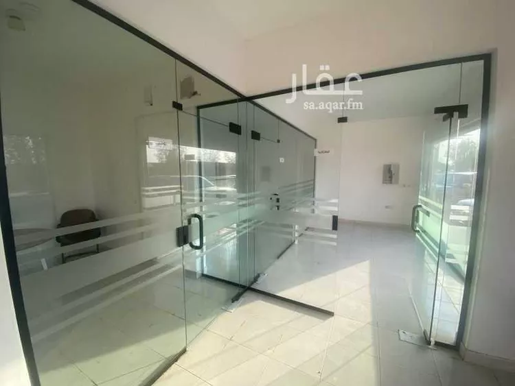 محل للإيجار في شارع ظهرة العودة شرق 49, حي ظهرة العودة شرق, مدينة امارة منطقة الرياض - الدرعيه, منطقة الرياض صورة 3