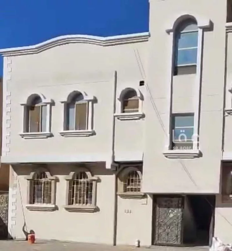 عمارة للبيع في شارع شارع رفاعة بن عمرو, حي الحمراء, مدينة الجبيل, المنطقة الشرقية