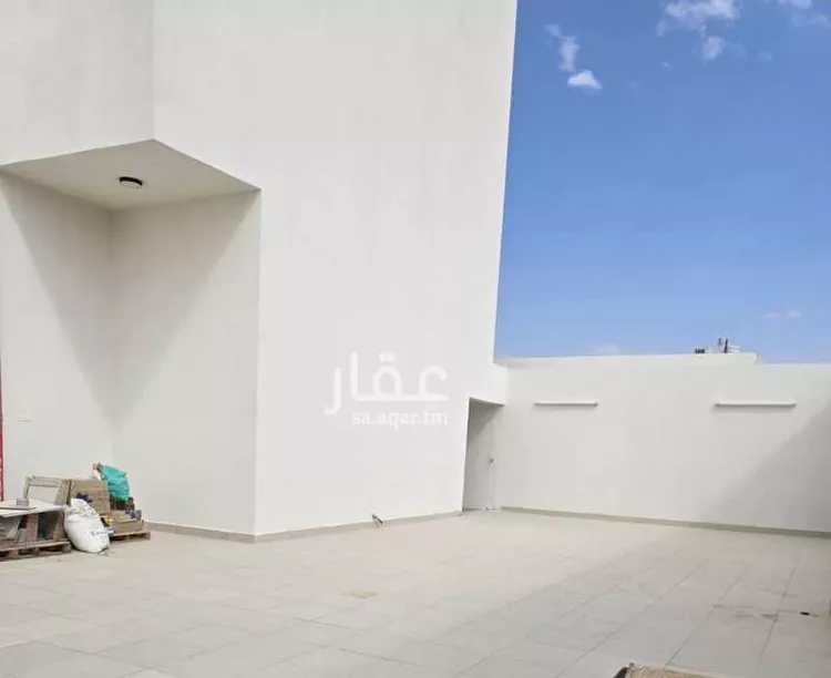 محل للإيجار في شارع 5200669, حي عريض, مدينة الرياض, منطقة الرياض صورة 5