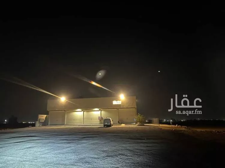 محل للإيجار في شارع 25719214, حي عريض, مدينة الرياض, منطقة الرياض 10