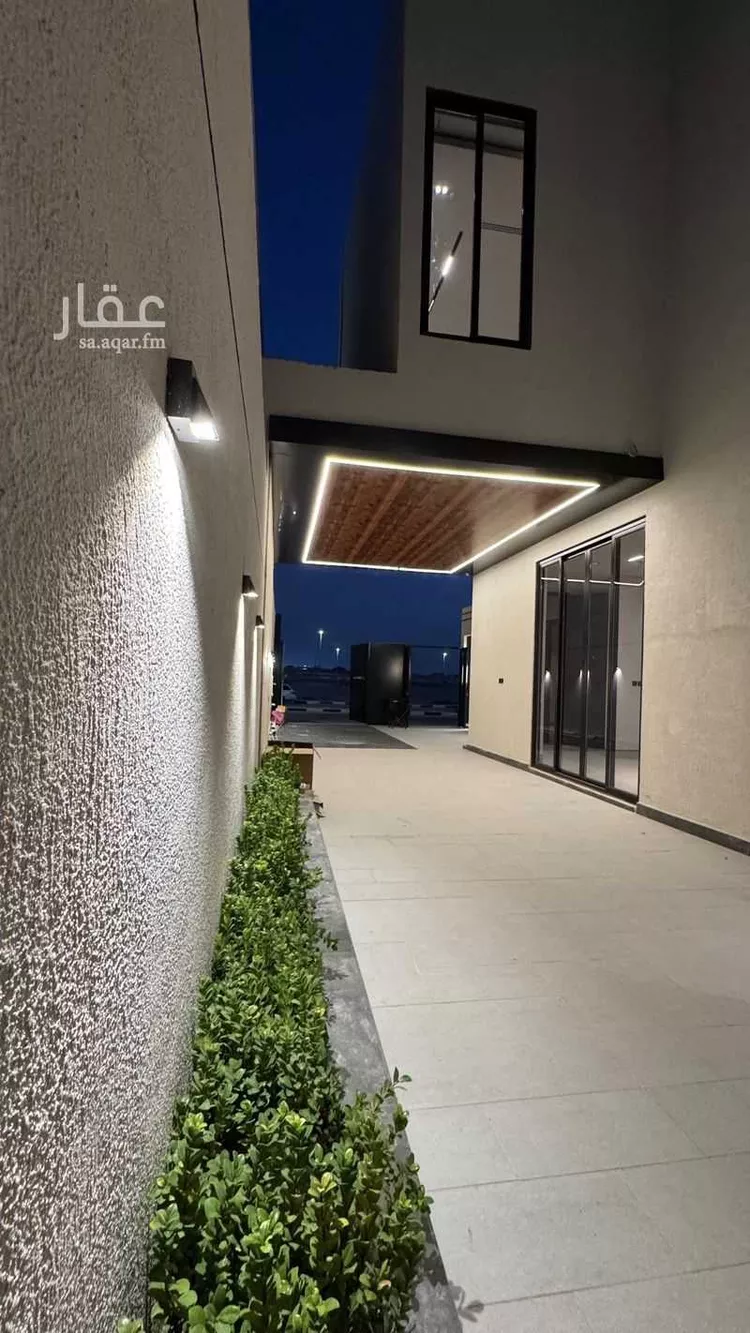 فيلا للبيع في شارع العروبه, حي الشعلة, مدينة الدمام, المنطقة الشرقية صورة 2