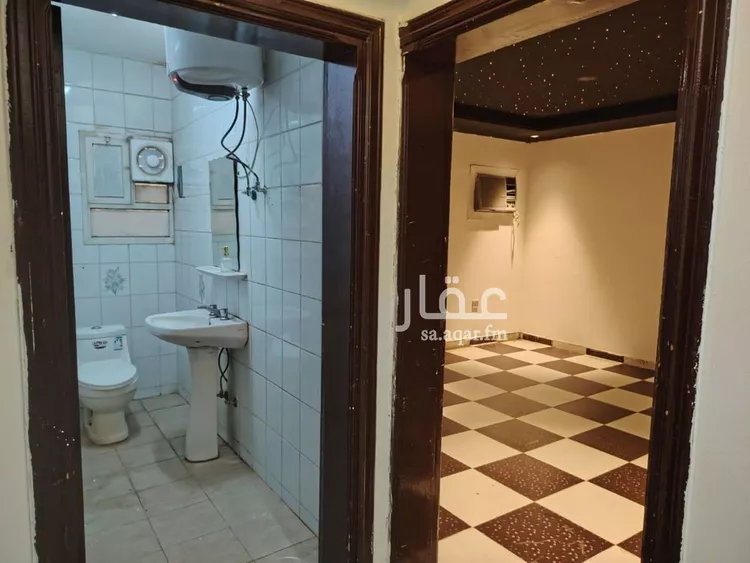 شقة للإيجار في شارع شهيد الدين ثم الوطن عبدالمحسن مسعود فا, حي الملك عبدالعزيز, مدينة الرياض, منطقة الرياض صورة 4