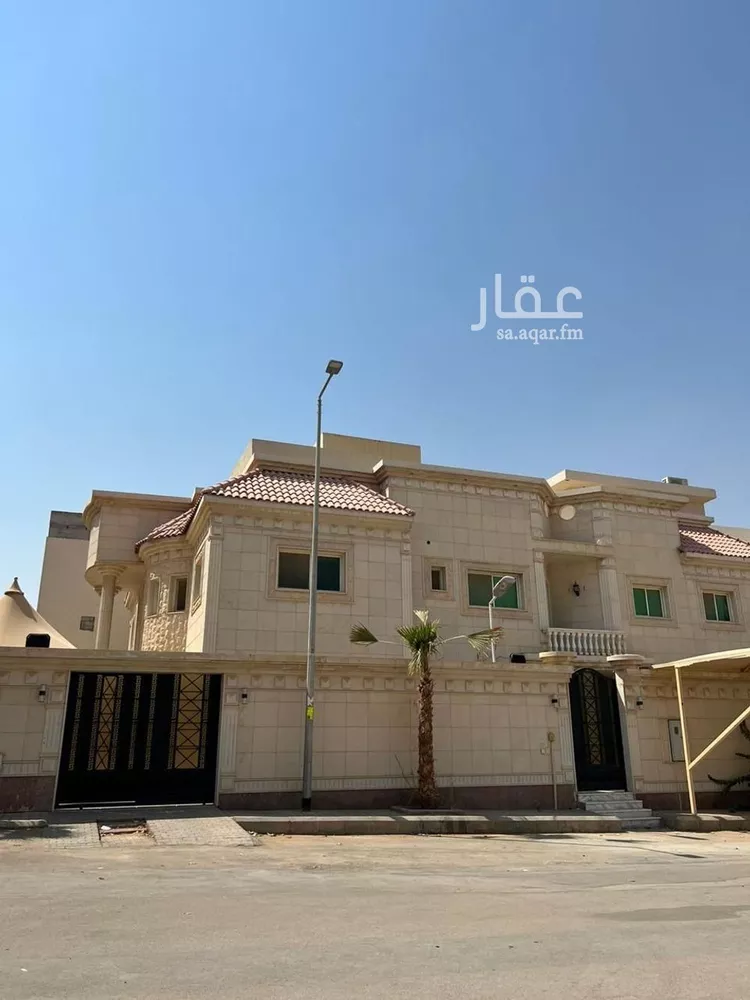فيلا للبيع في شارع عبدالله بن المقفع, حي عرقة, مدينة الرياض, منطقة الرياض صورة 2