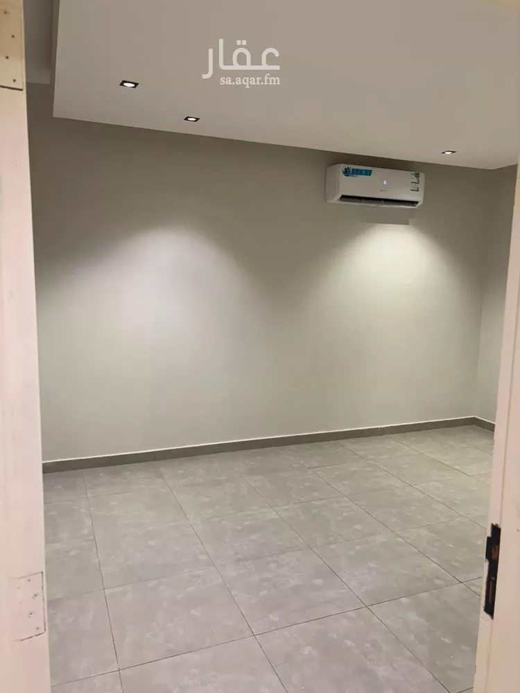 Building for Rent in Riyadh Dhahrat Al Badi'ah صورة 3