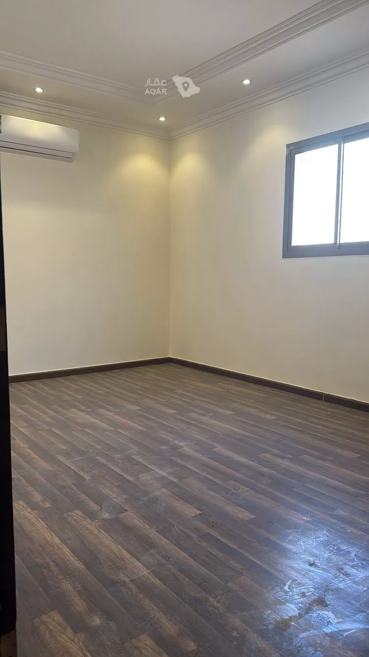 Floor for Rent in Riyadh Al Malqa 3