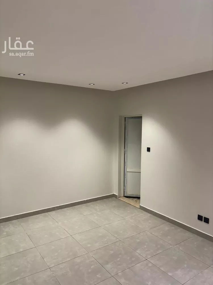 شقة للإيجار في شارع البجادية, حي ظهرة البديعة, مدينة الرياض, منطقة الرياض 8