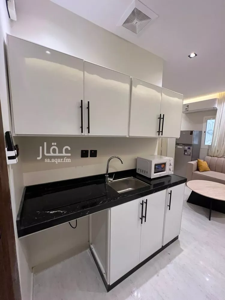 شقة للإيجار في شارع ياقوت الحموي, حي الملك فيصل, مدينة الرياض, منطقة الرياض صورة 2