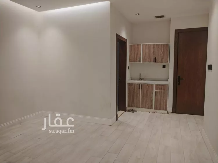 شقة للإيجار في شارع جندب بن كعب, حي الملز, مدينة الرياض, منطقة الرياض صورة 2